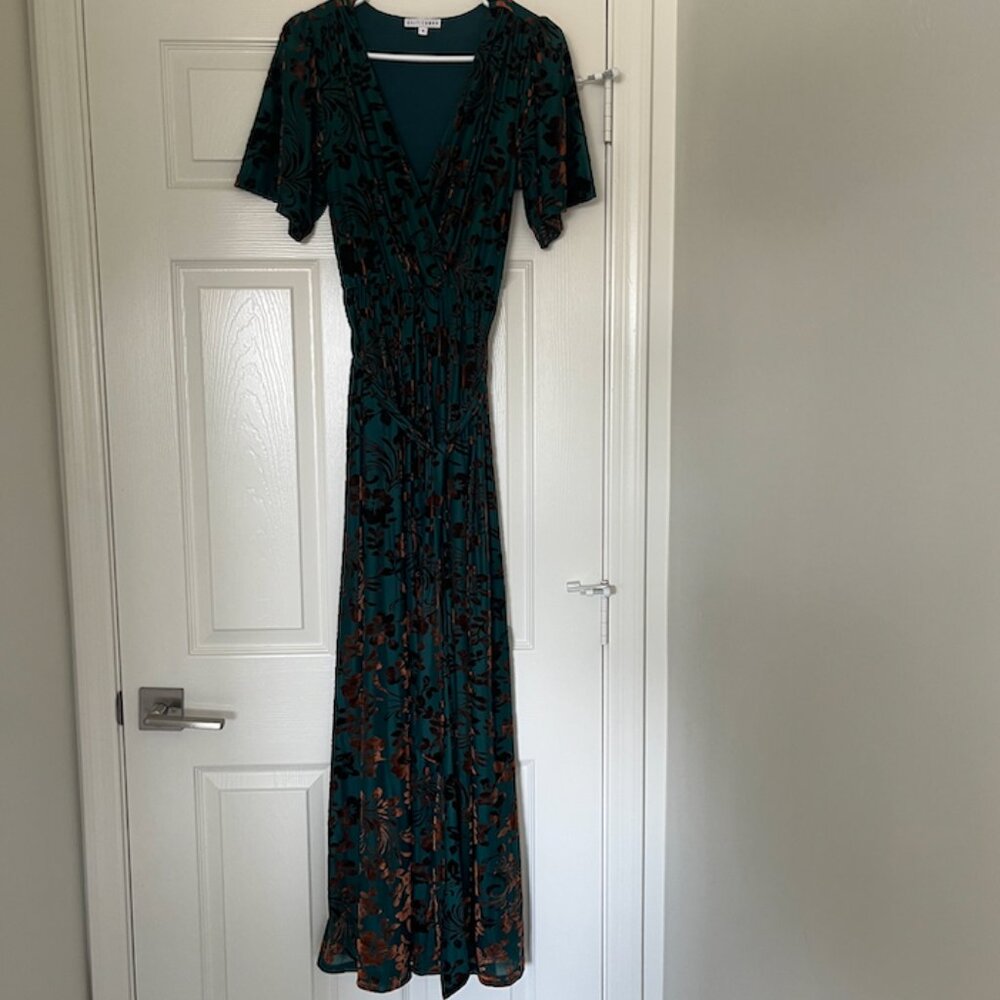 Uma Velvet Maxi Dress | Bronze + Jade - S